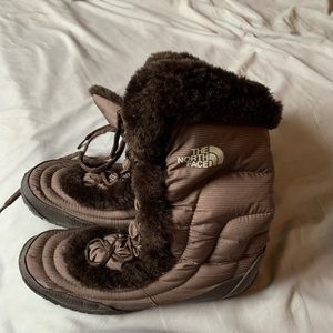 North face boots